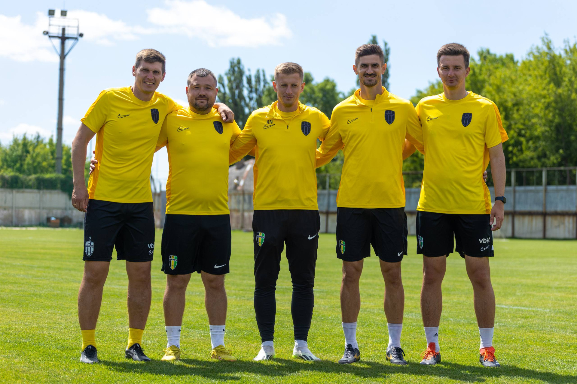 Тренерський штаб Олександрії (Кирило Нестеренко по центру)