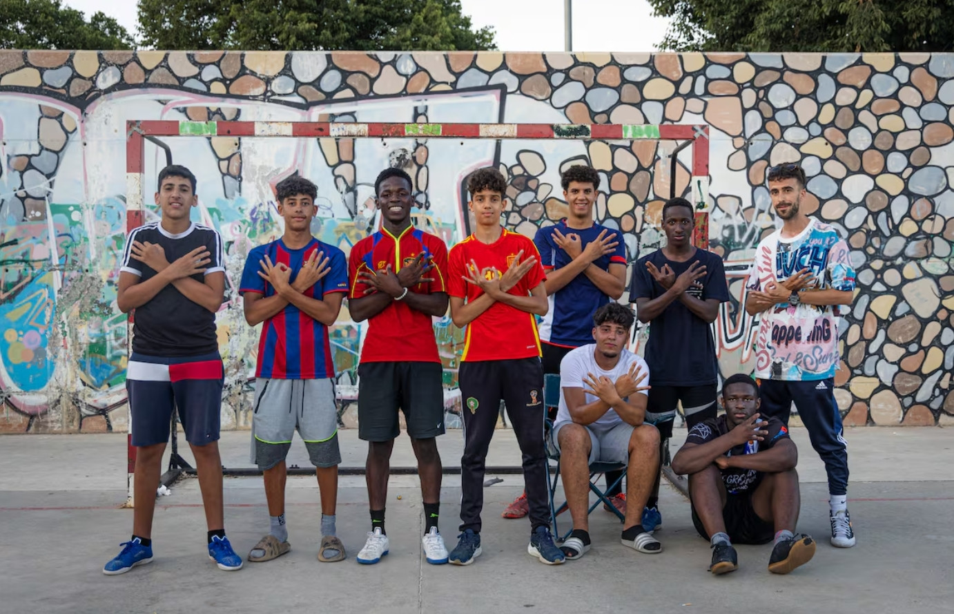 Хлопці Рокафонди святкують голи жестом Ямаля, elpais.com