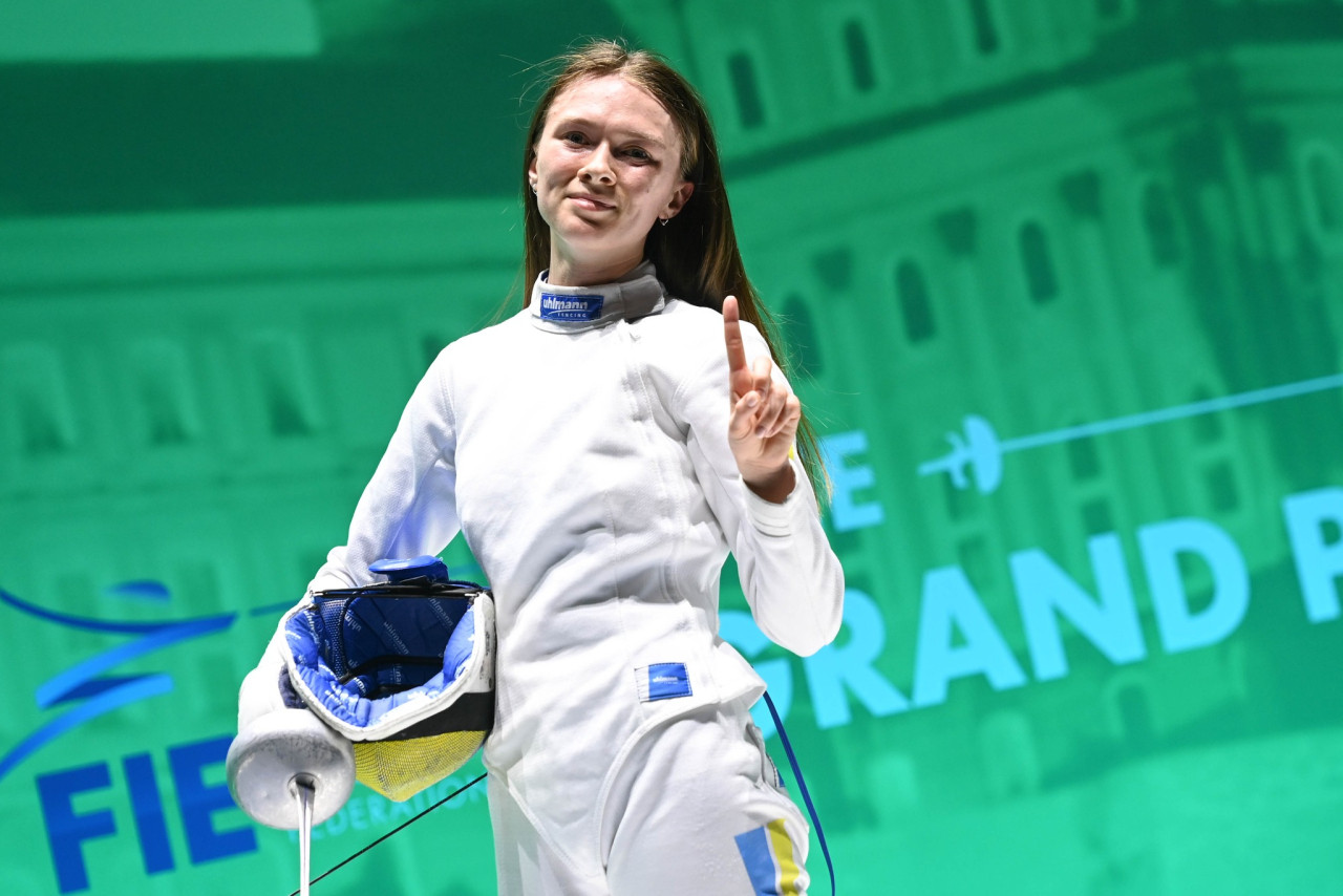 Анна Максименко - чемпионка Гран-при Будапешта в личной шпаге
