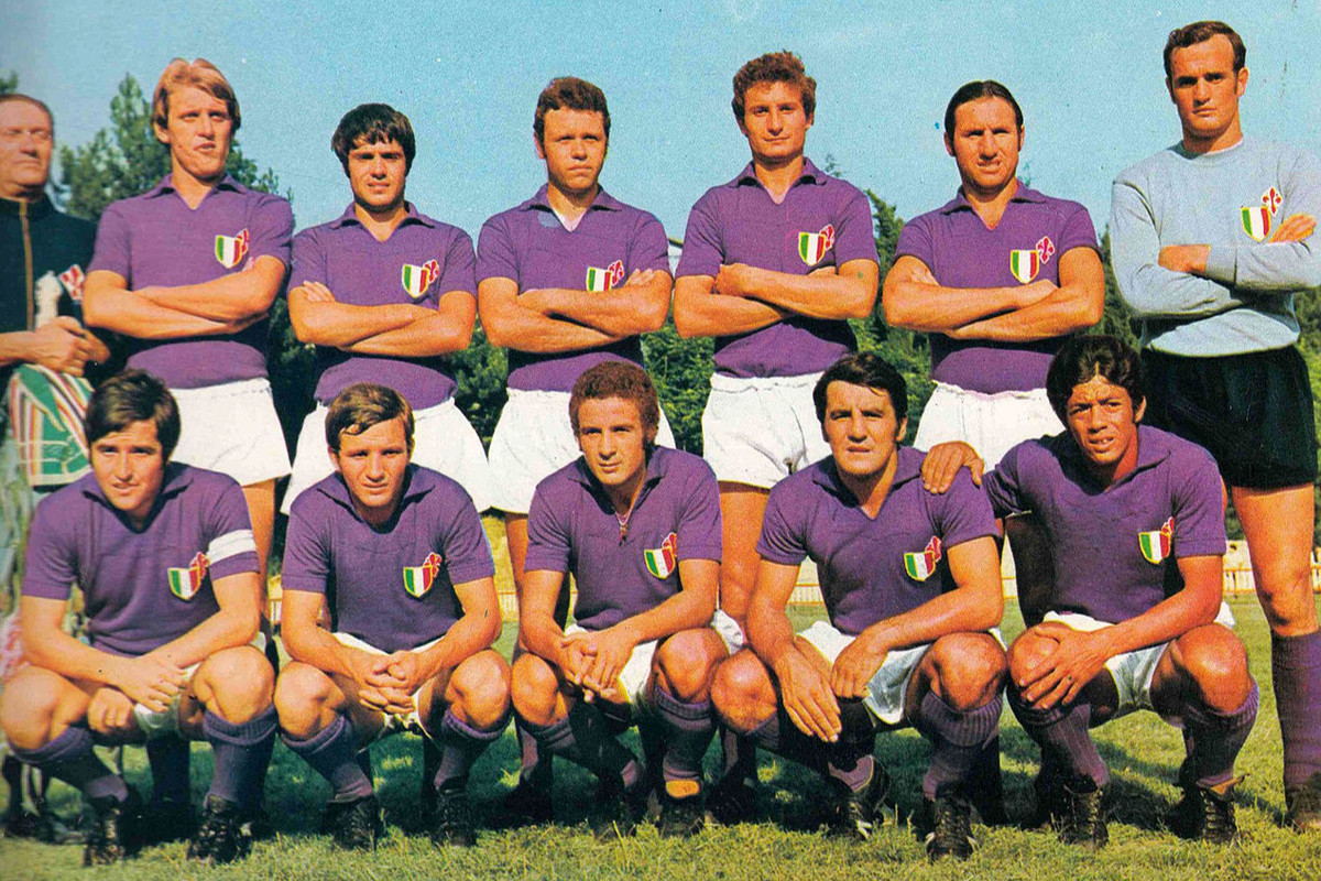 Фіорентина в 1969 році. Амарілдо сидить крайній праворуч