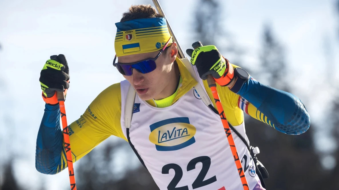 Виталий Мандзин