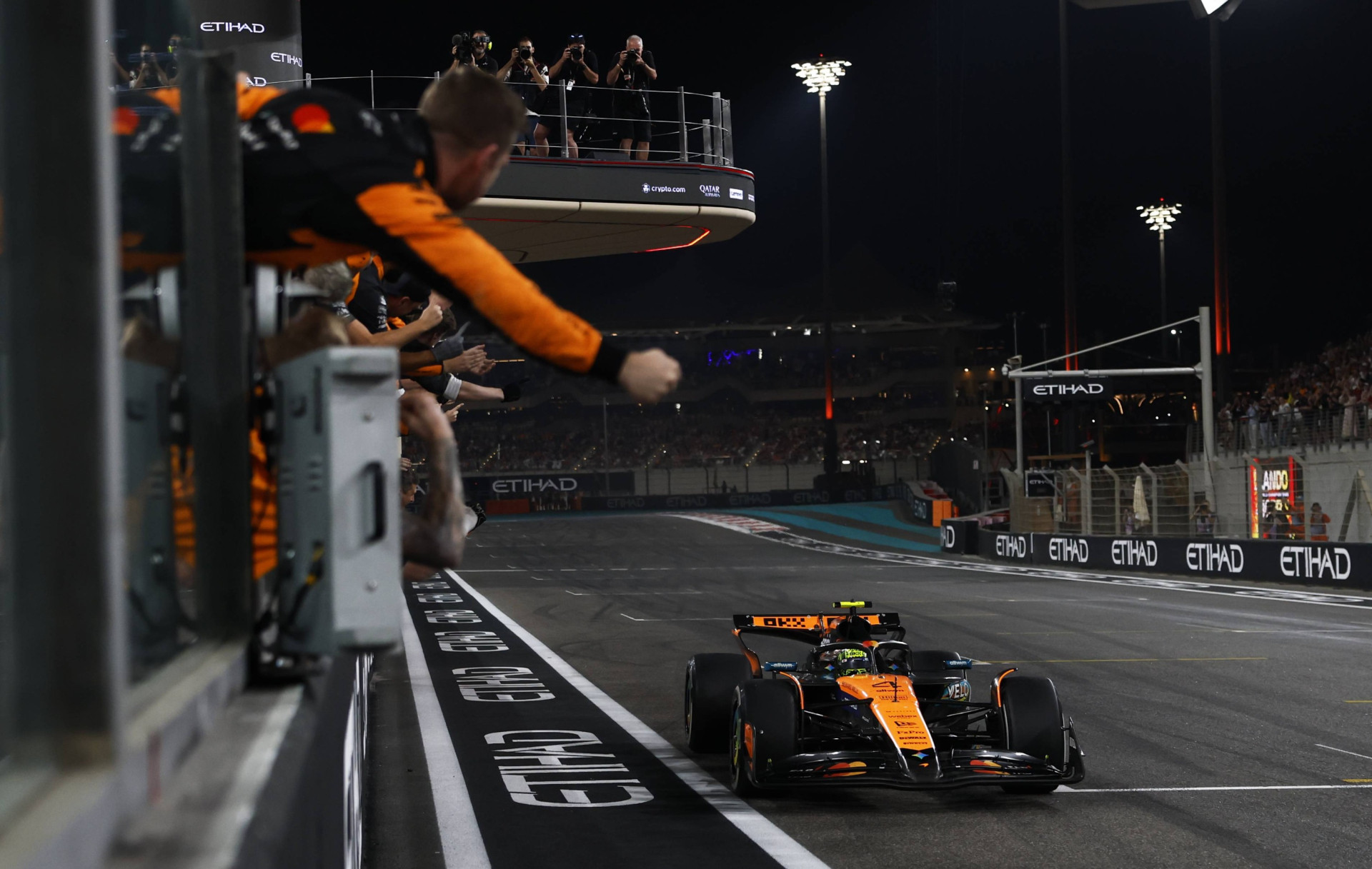 Ландо Норріс фінішує третім і стає чемпіоном світу