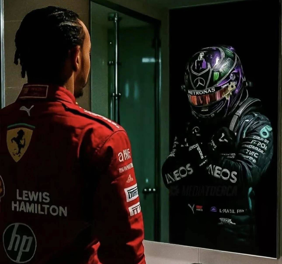 Льюїс Гамільтон у Феррарі та Льюїс Гамільтон у Мерседесі