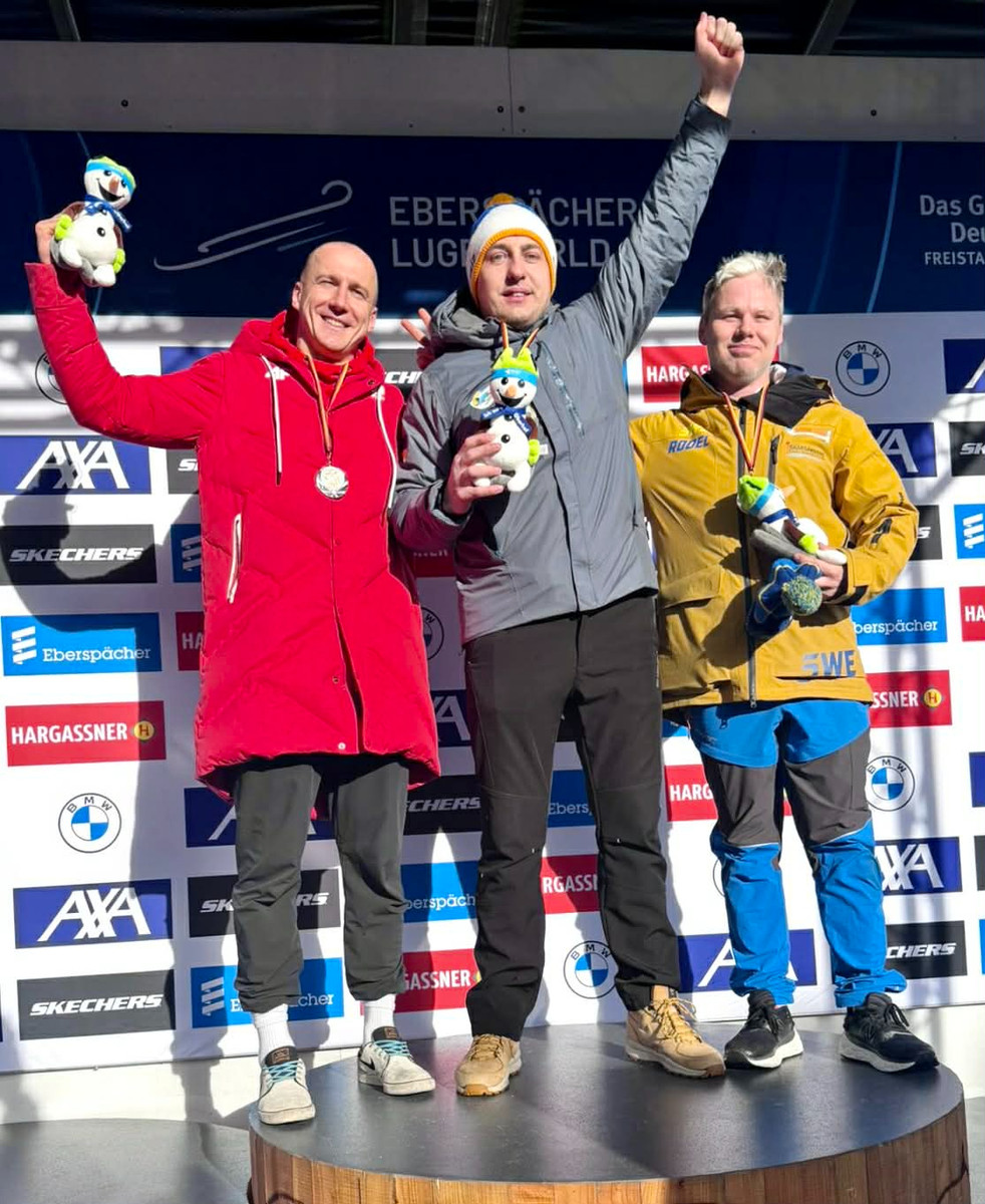 Андрей Мандзий — победитель Кубка наций в немецком Оберхофе