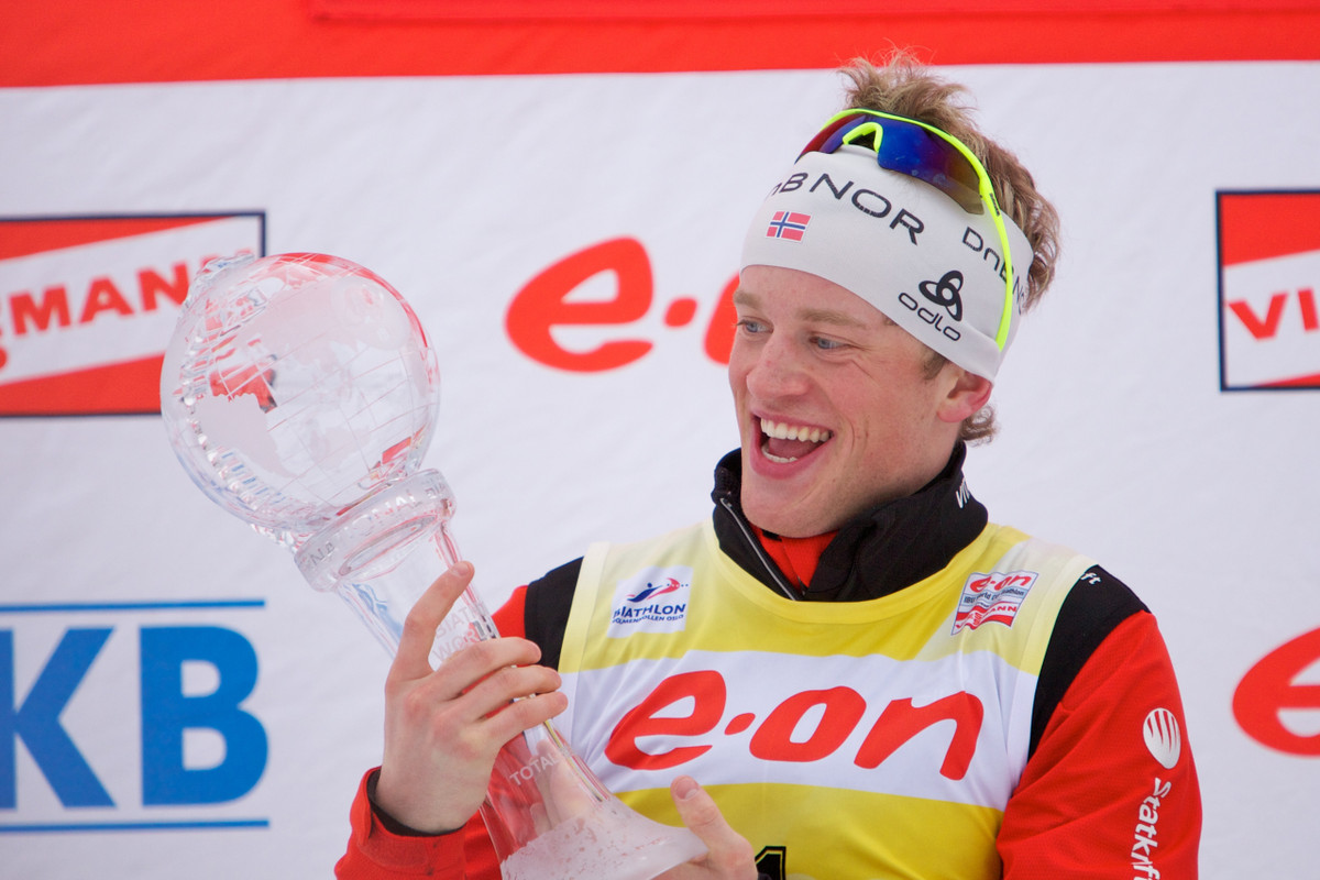 Тарьей Бё с Большим хрустальным глобусом