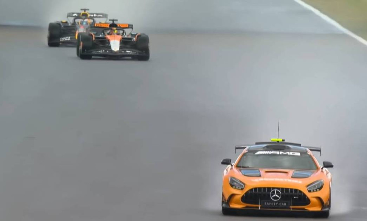 Різке гальмування Оскара Піастрі перед Максом Ферстаппеном