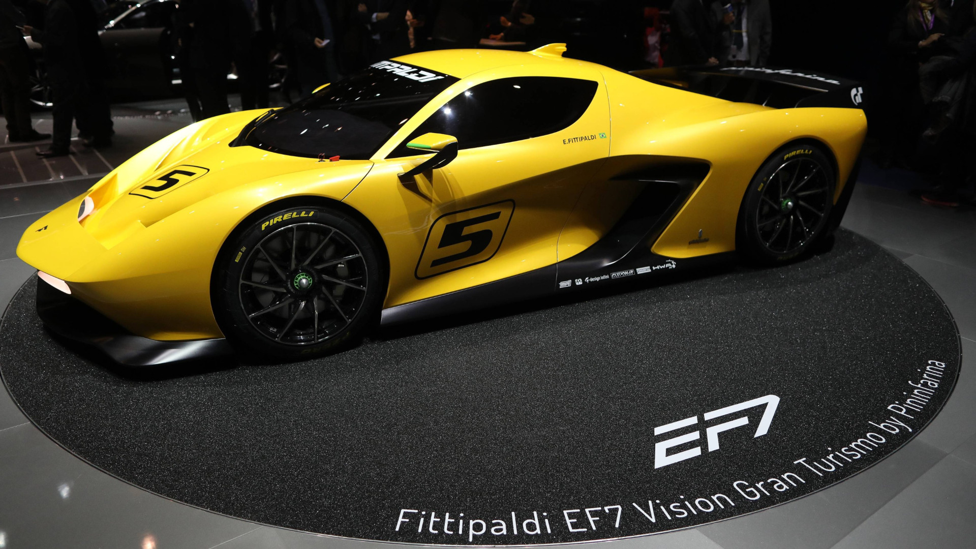 Спорткар Fittipaldi EF7