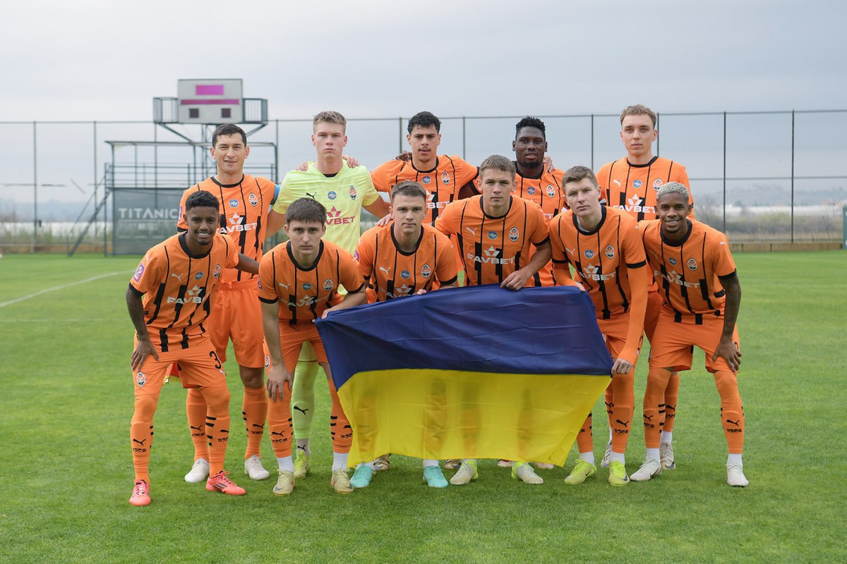 Донецкий Шахтер на сборах в Турции