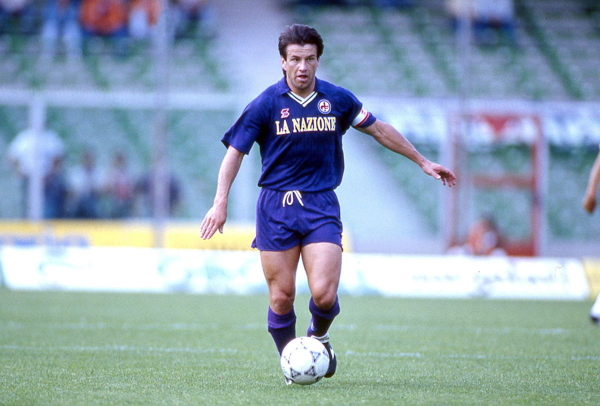 Дунга провів за Фіорентину 154 матчі