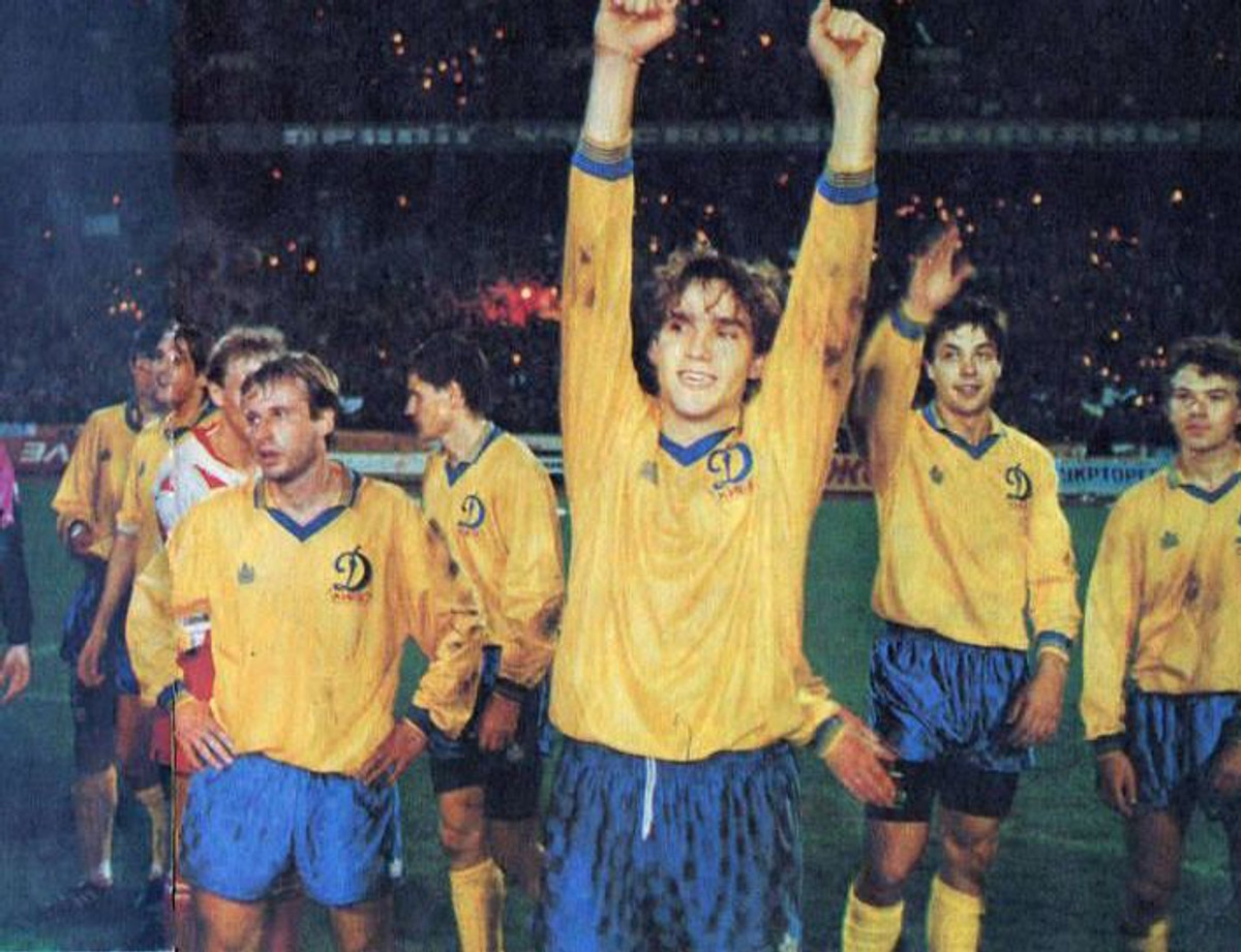 Динамо святкує чемпіонство-1990, fcdynamo.com