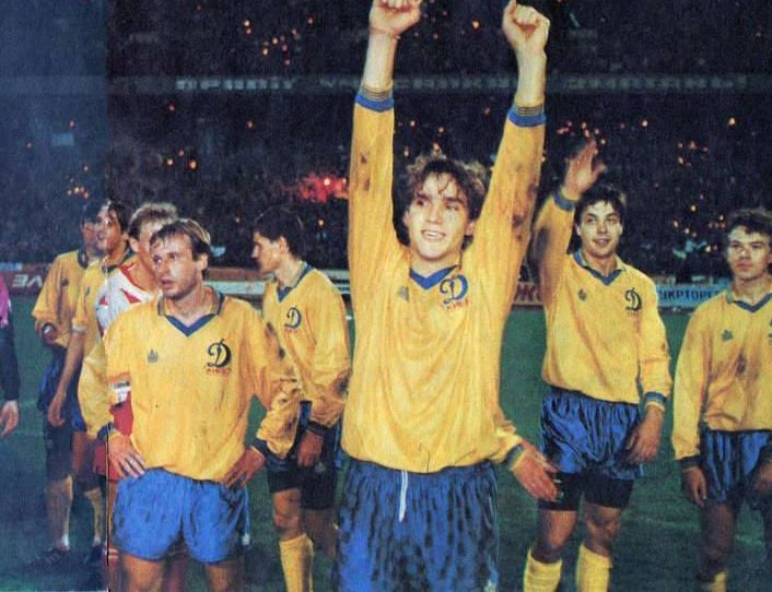 Динамо святкує чемпіонство-1990, fcdynamo.com