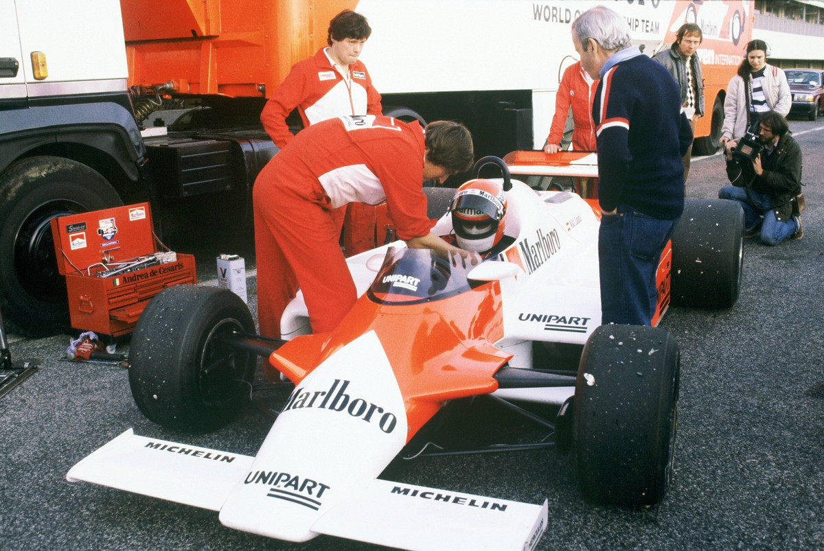 Ники Лауда готовится к возвращению в Формулу-1 с Маклареном