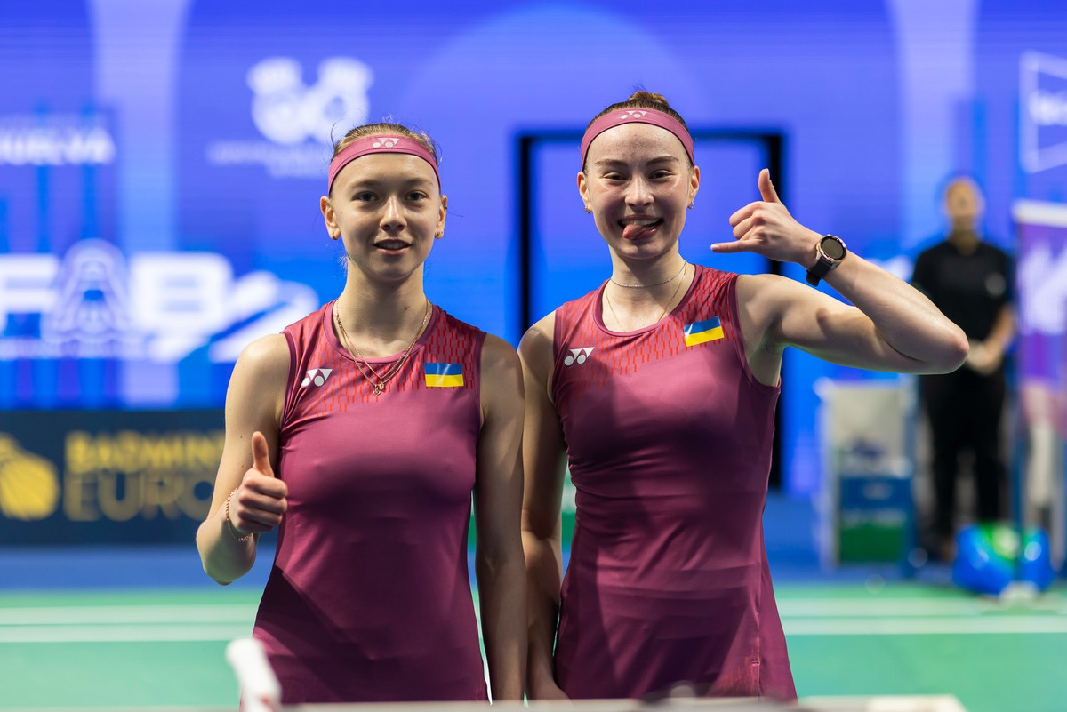 Євгенія Кантемір (зліва) та Поліна Бугрова (справа) на чемпіонаті Європи 2026 переписали історію українського бадмінтону