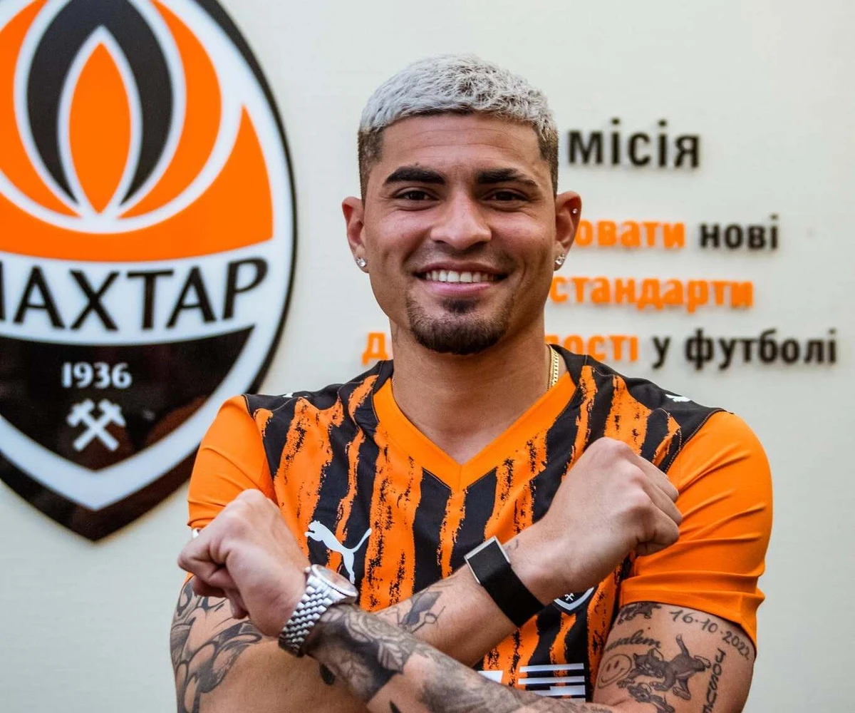 Глейкер Мендоса