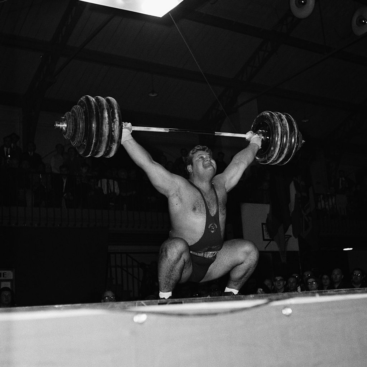 Українець Леонід Жаботинський став олімпійським чемпіоном 1964 та 1968 років у важкій атлетиці