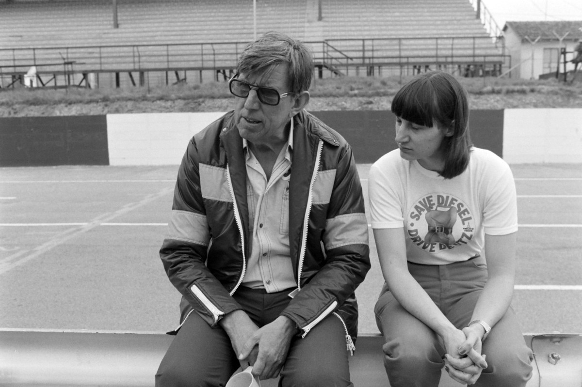 Кен Тіррелл та Дезіре Вілсон (1981 рік)