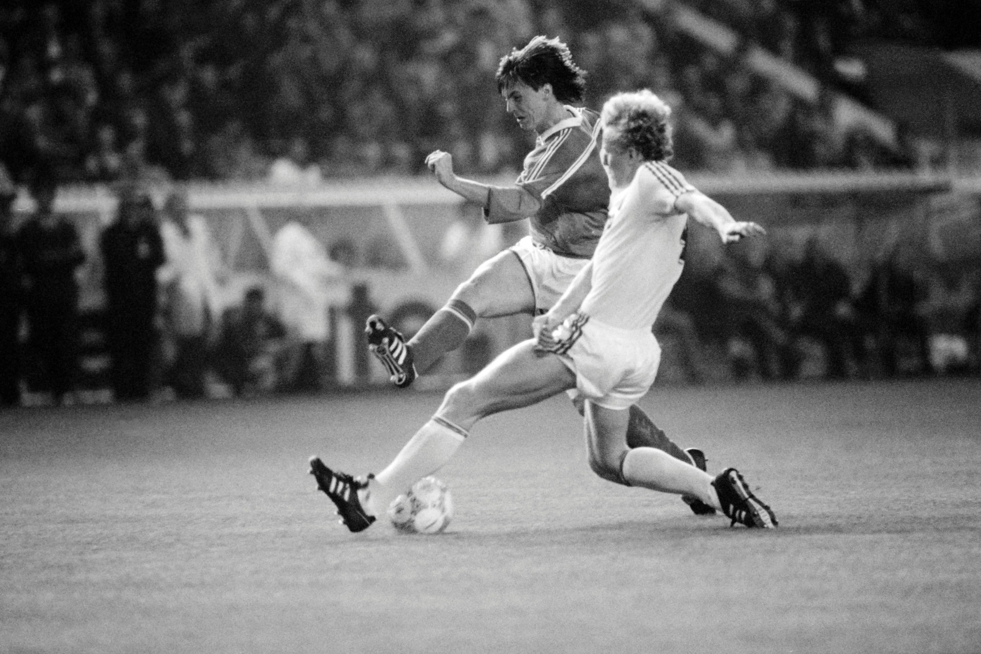 Олег Кузнецов против Янника Стопира