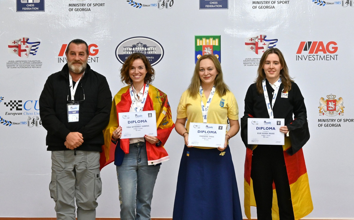 Анна Ушенина