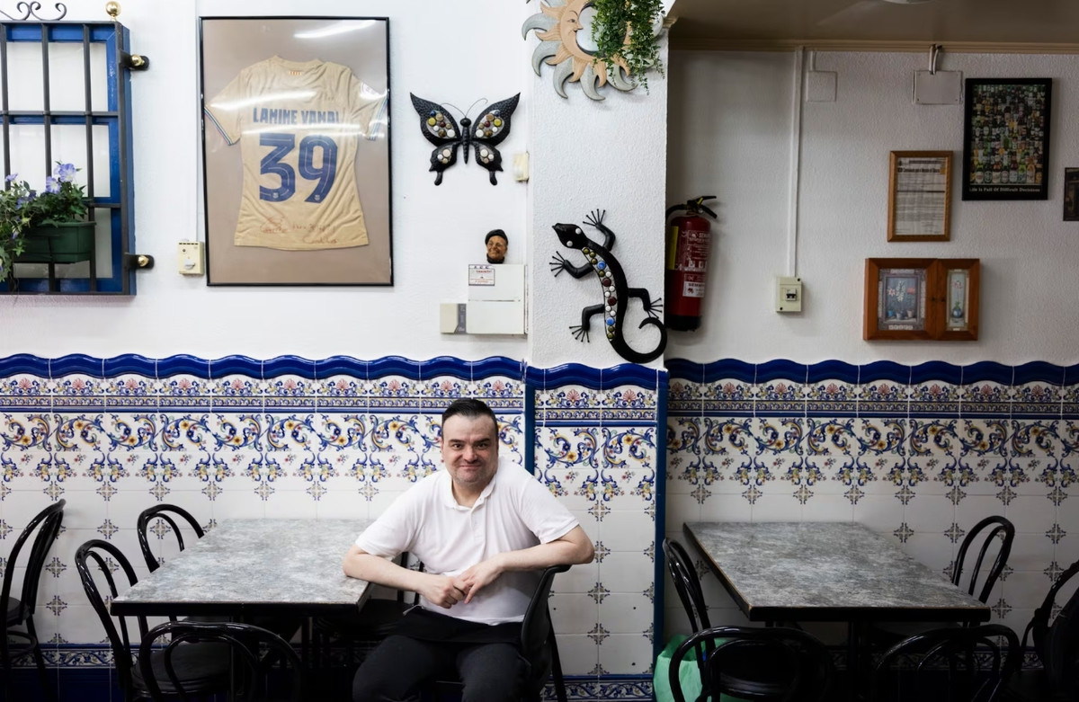 Хуан Карлос Серрано в своєму барі, elpais.com