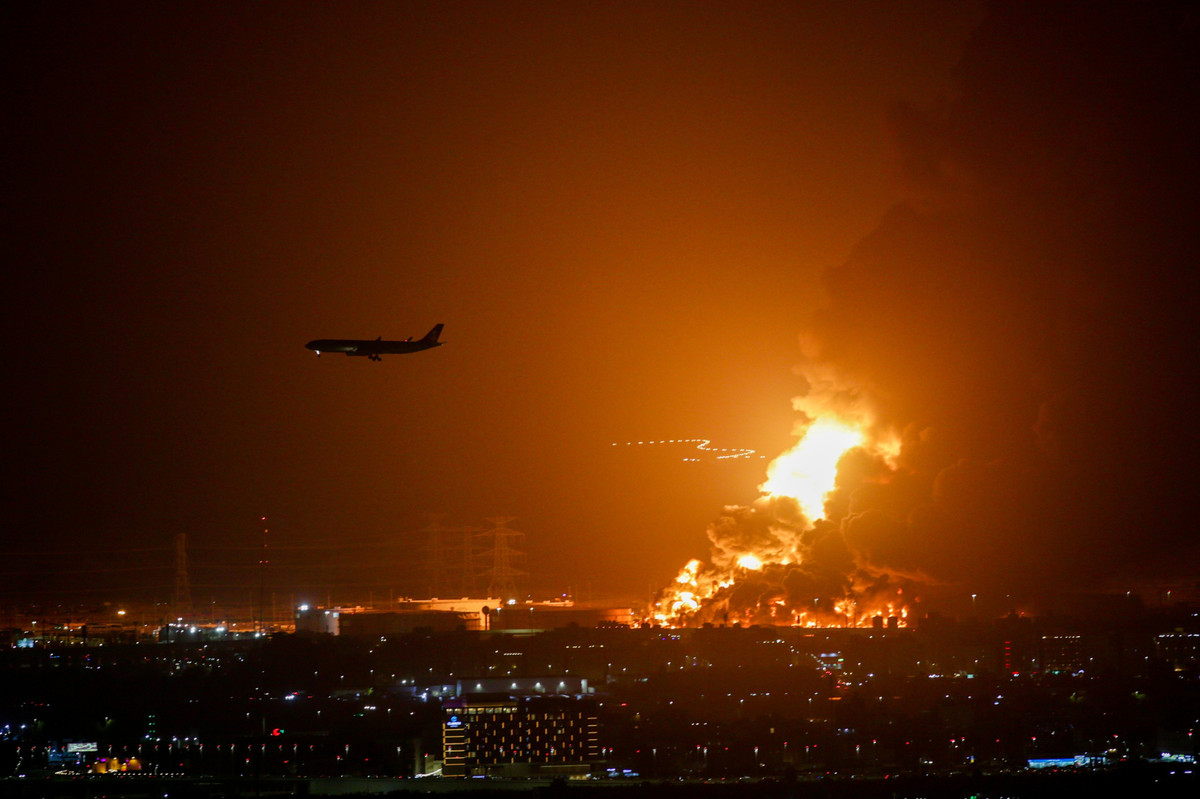 Атаковане нафтове сховище Aramco поблизу траси Формули-1