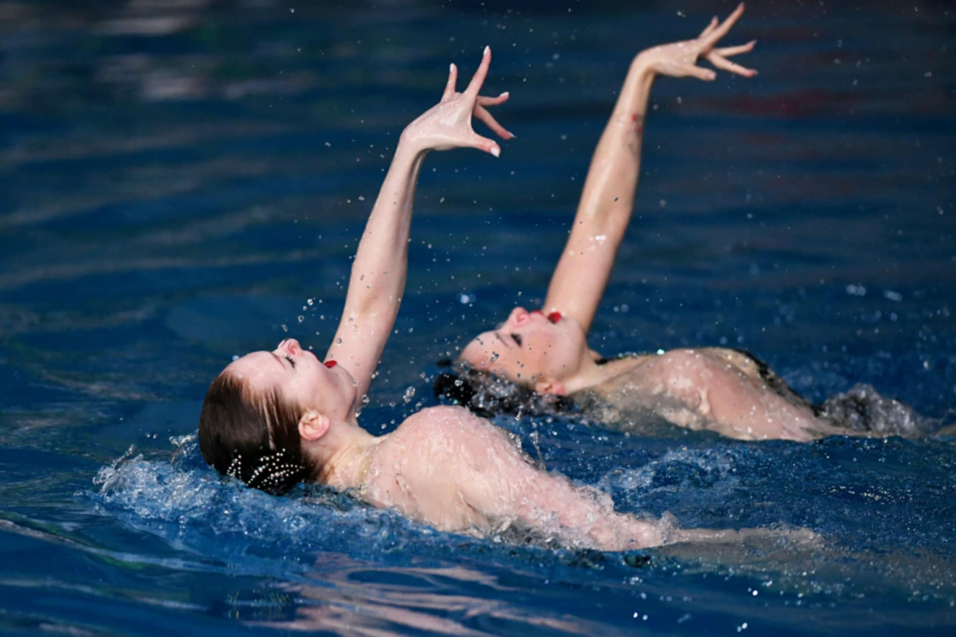 Дар'я Мошинська та Анастасія Шмоніна