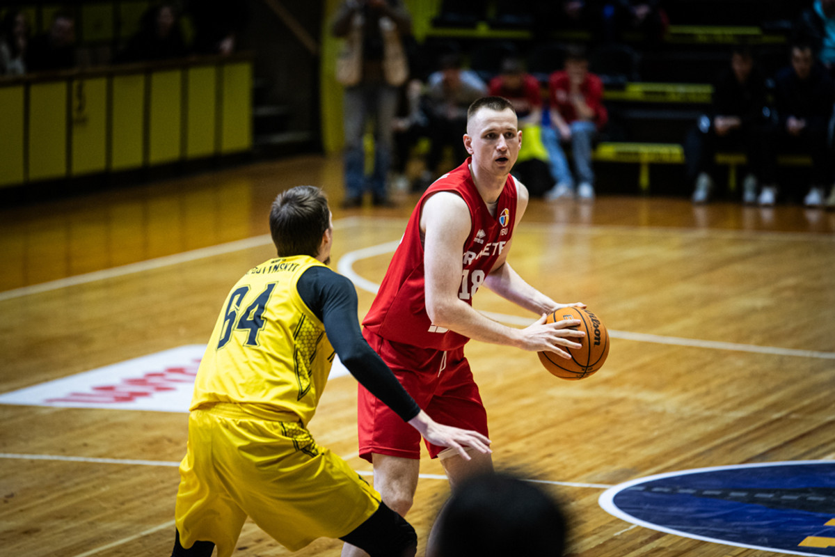 Дмитро Клебан