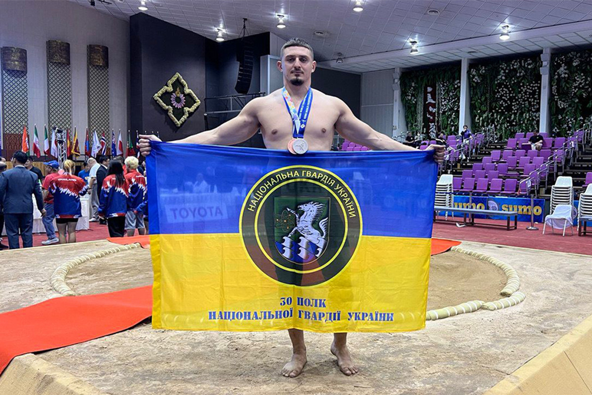 Анатолий Хлюстин во время ЧС-2025