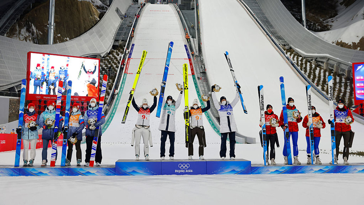 Призеры микста на Олимпиаде-2022