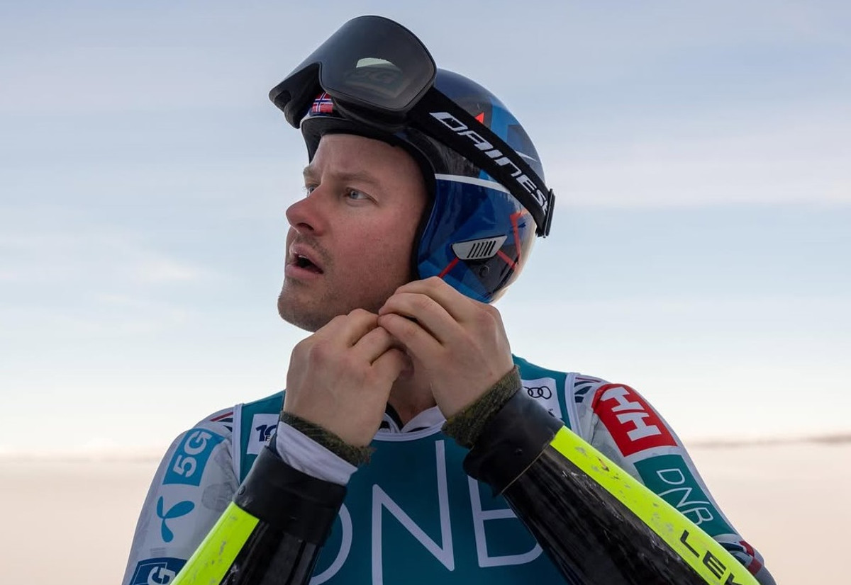 Адріан Смісет Сеєрстед