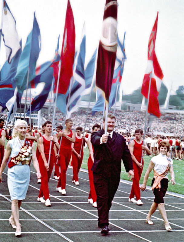 Леонід Жаботинський на відкриті Спартакіади, 1967