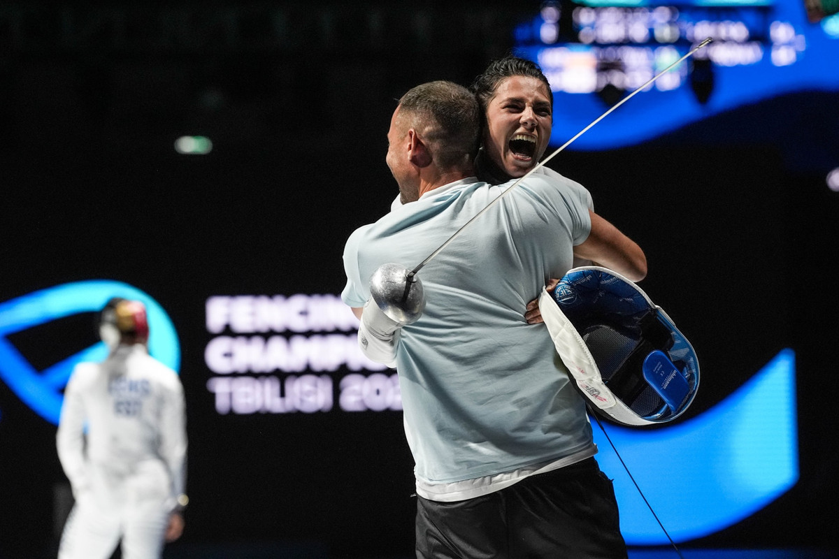 Влада Харькова та Богдан Нікішин святкують золоту медаль ЧС