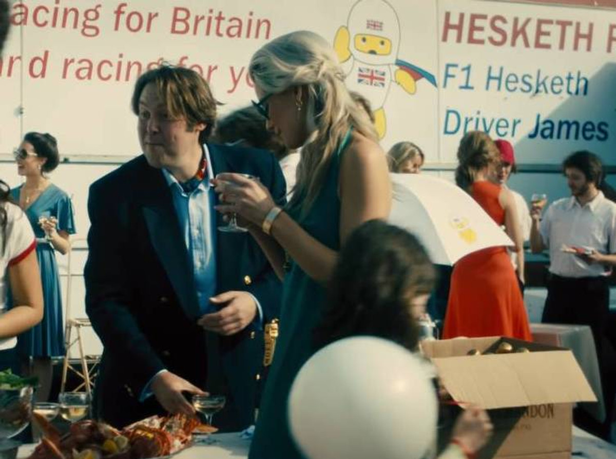 Свято життя в команді Хескет