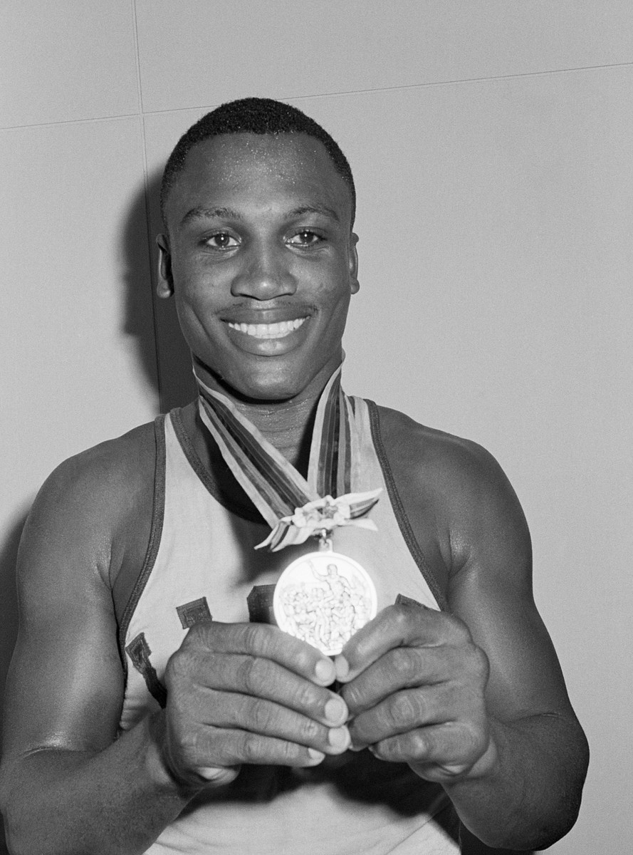 Джо Фрейзер – олімпійський чемпіон 1964 року в Токіо