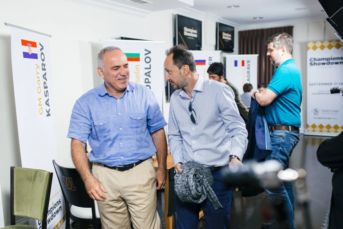 Веселін Топалов та Гаррі Каспаров