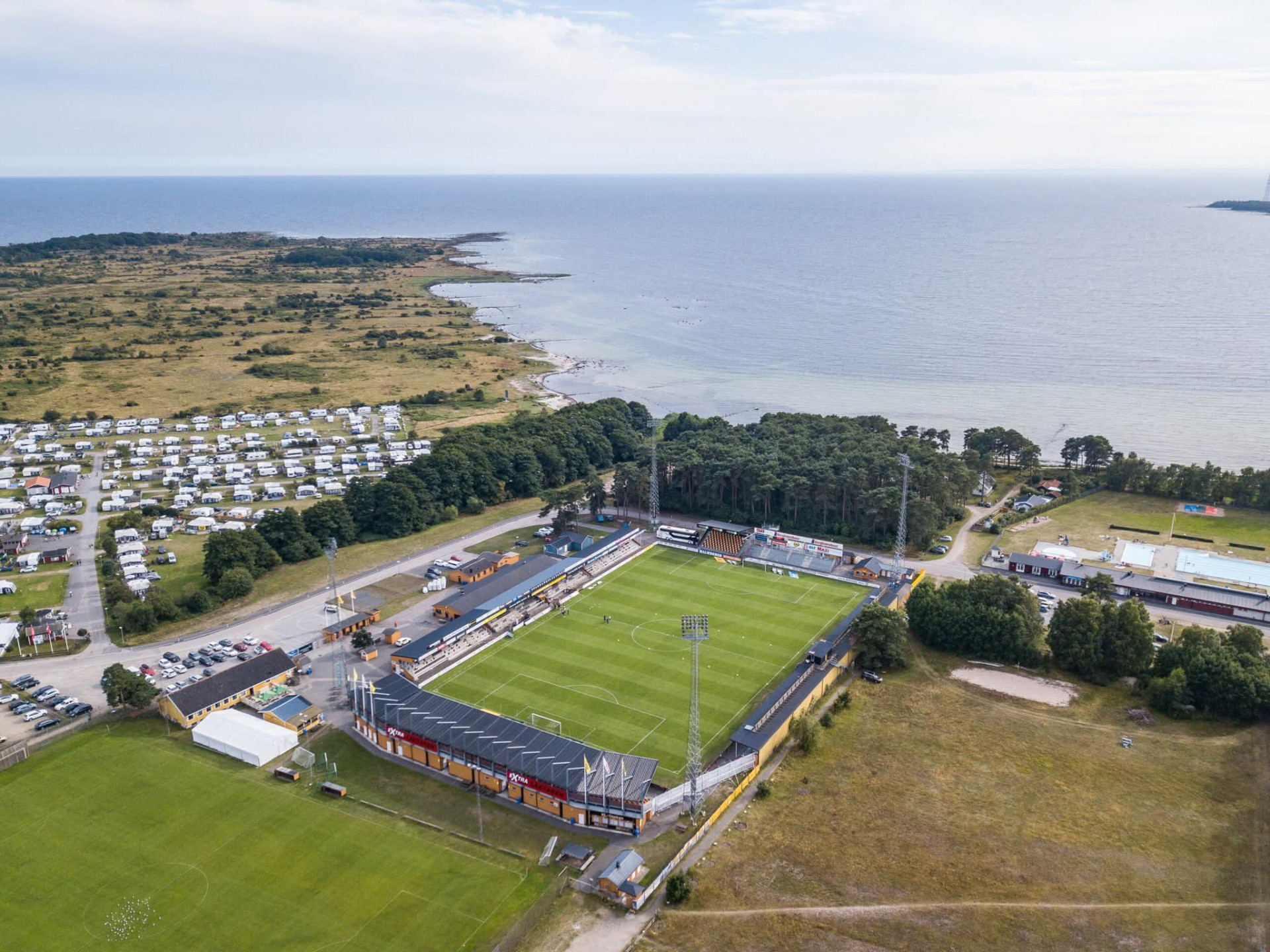 Геллевік та стадіон М'єльбю Страндваллен, apnews.com