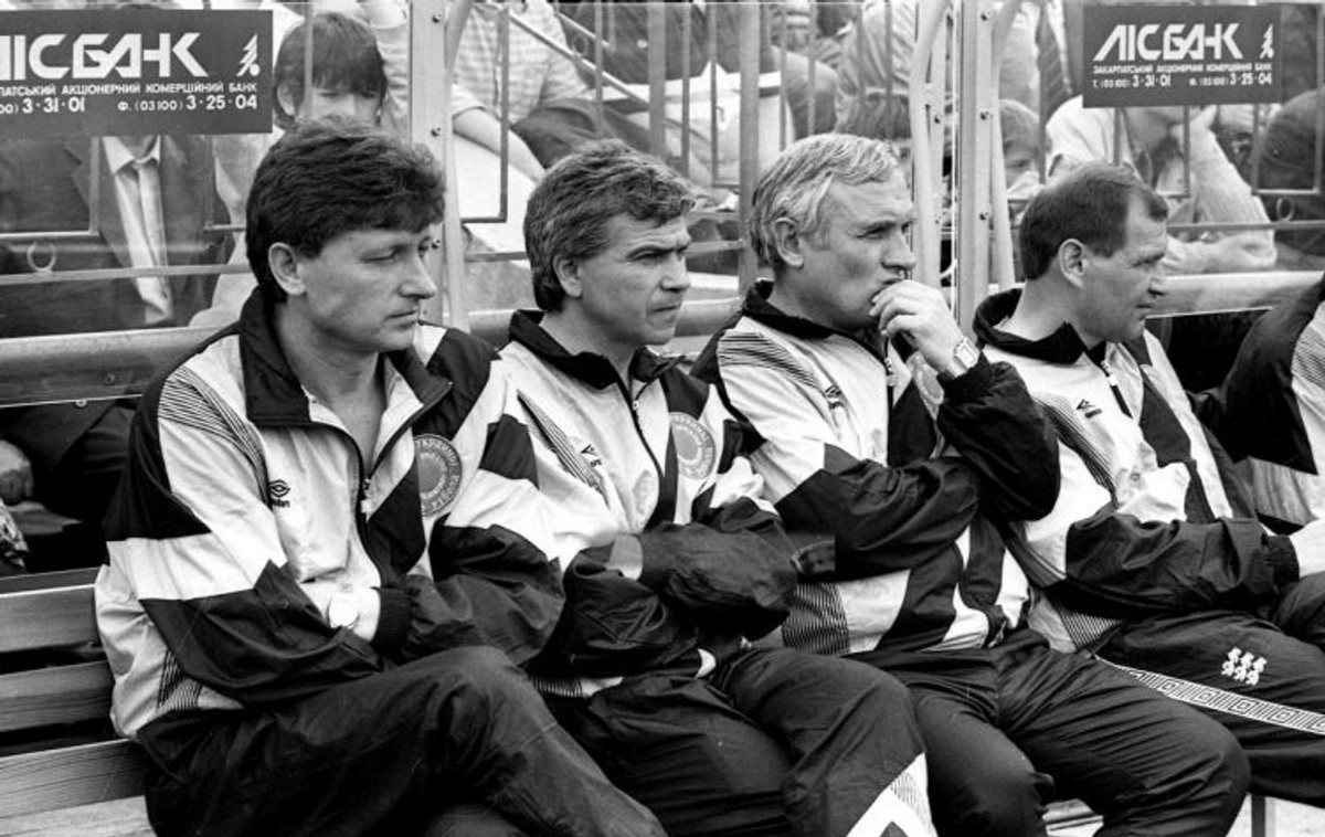 Перший тренерський штаб збірної України: Віктор Прокопенко, Володимир Мунтян, Анатолій Пузач, zbirna.com