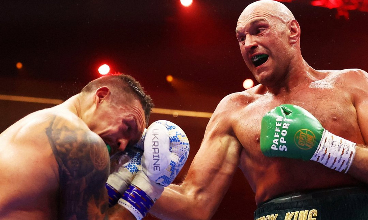 Олександр Усик та Тайсон Ф'юрі