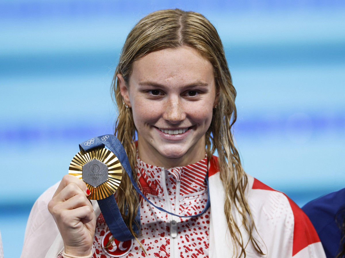 Канадійська плавчиня Саммер Макінтош із золотою медаллю Олімпійських ігор-2024 у плавання на 200 м батерфляєм