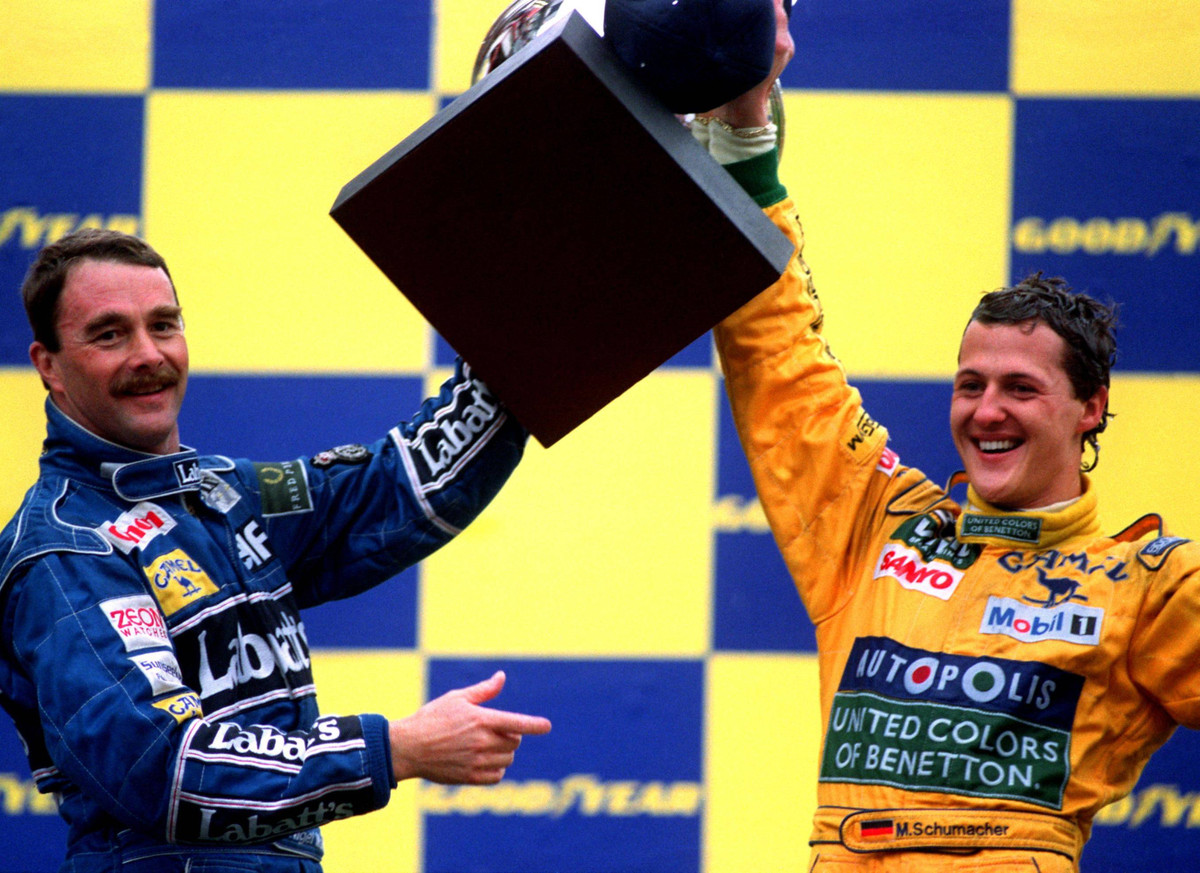 Найджел Мэнселл (2 место) и Михаэль Шумахер (1 место) на подиуме Гран-при Бельгии 1992