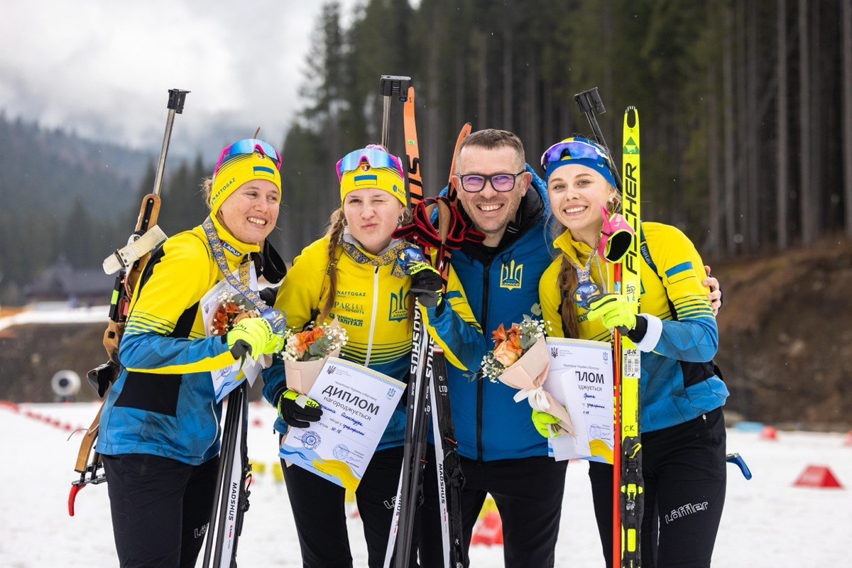 Анастасія Меркушина, Олександра Меркушина, Іван Крулько та Ірина Шевченко