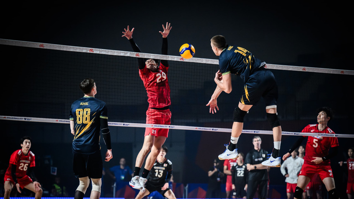 Илья Ковалев в атаке