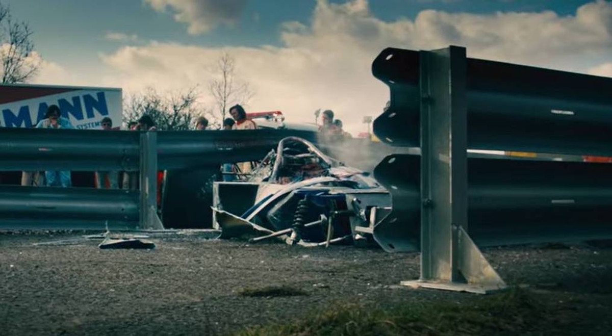 Розбитий болід Франсуа Севера в художньому фільмі Перегони (Rush)