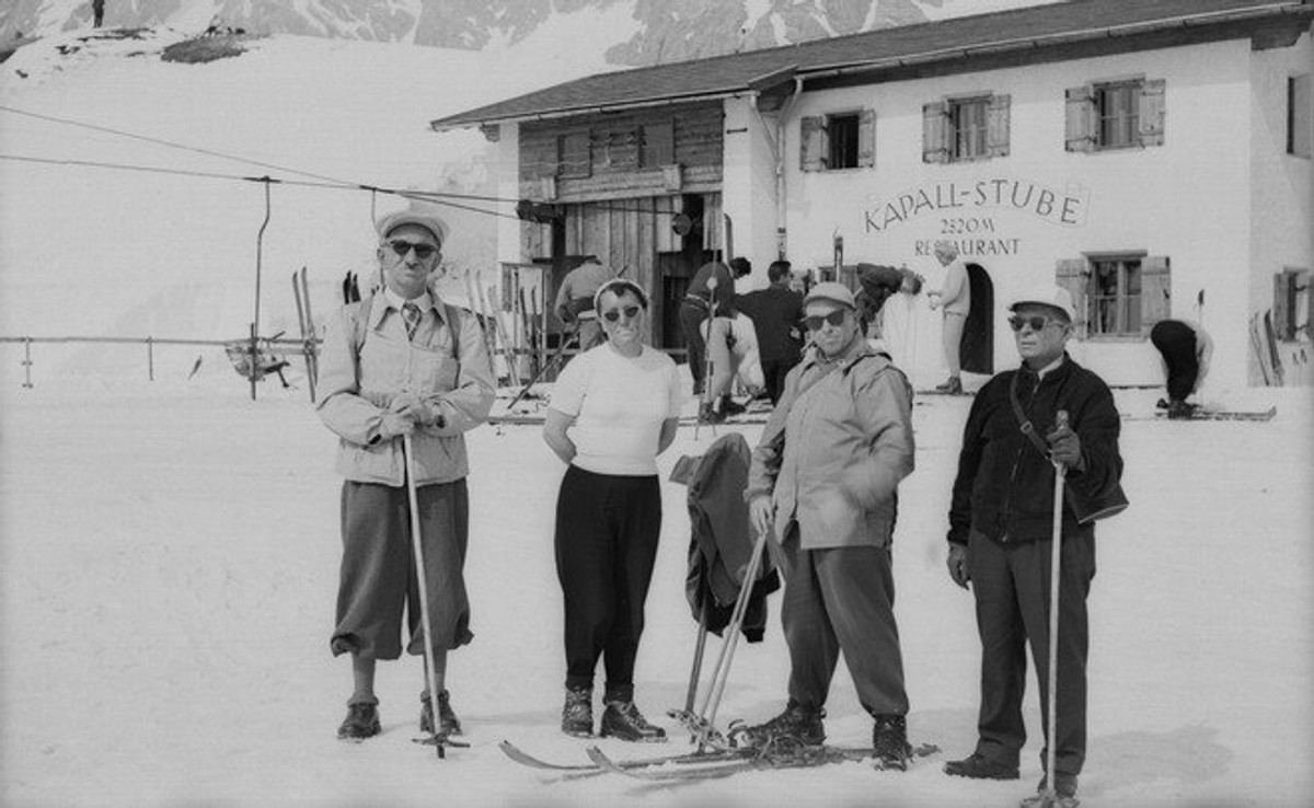 Степан Бандера на відпочинку в горах Арльбергу (Австрія)