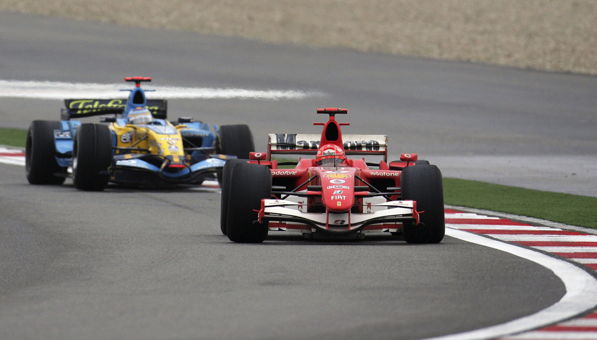 Боротьба Міхаеля Шумахера і Фернандо Алонсо на Гран-прі Китаю 2006