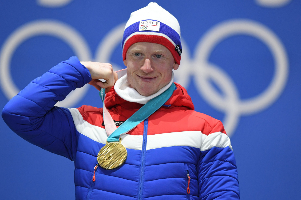 Йоганнес Бо з першою золотою медаллю Олімпійських ігор