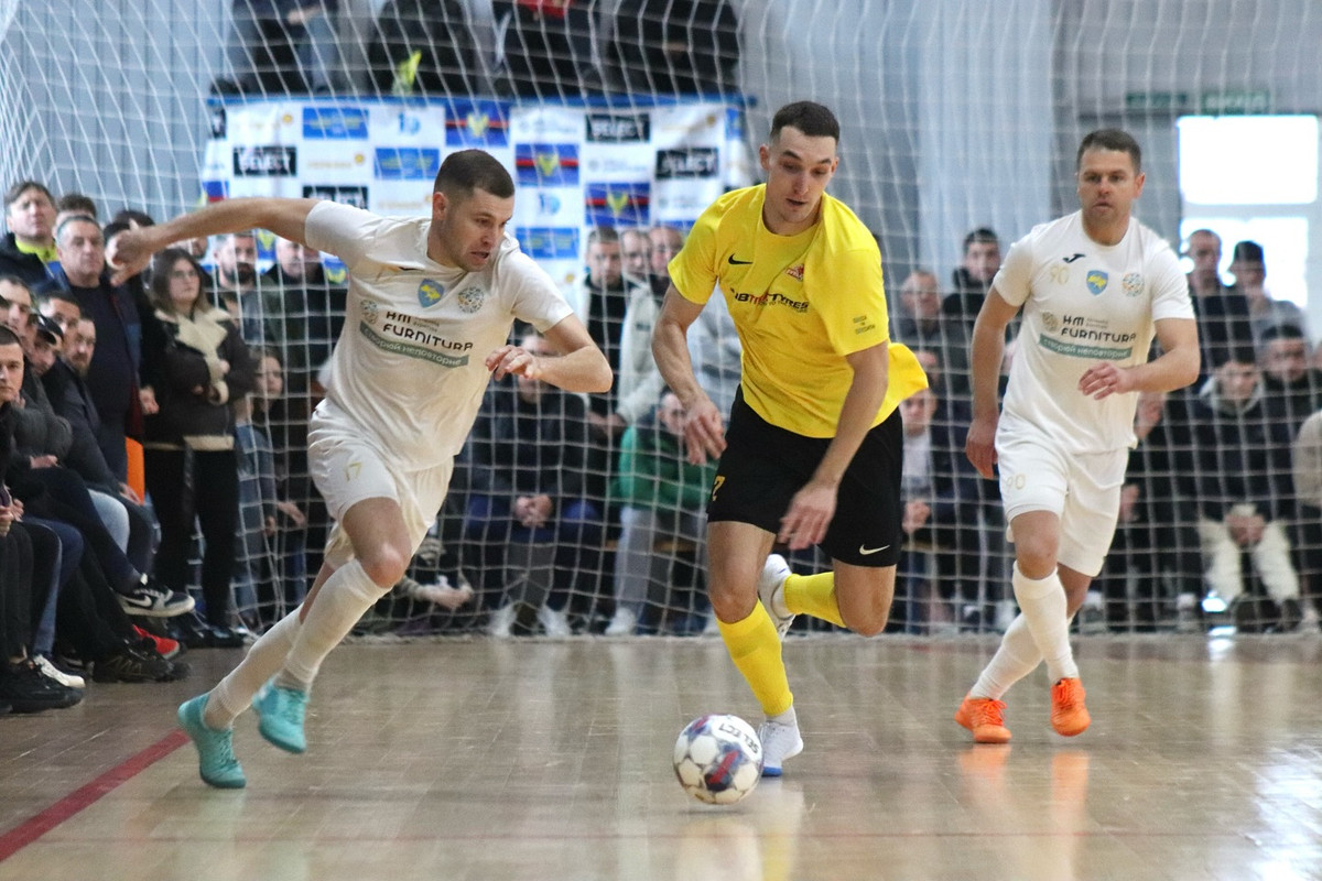 Tyre Expert и Фурнитура в новом сезоне будут играть между собой уже в Экстралиге