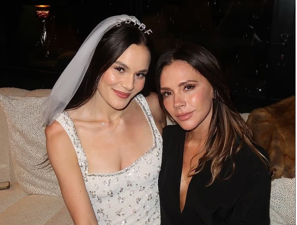 Холли Рамзи и Виктория Бекхэм