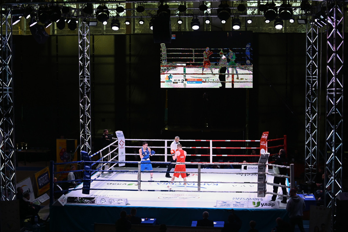 Ринг в аматорському боксі