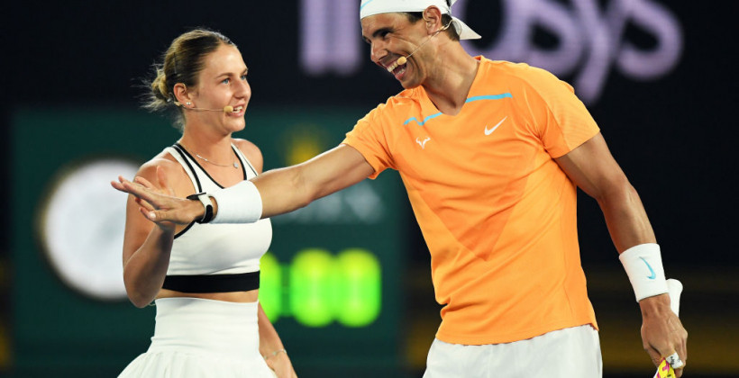 Марта Костюк та Рафаель Надаль у виставковому матчі