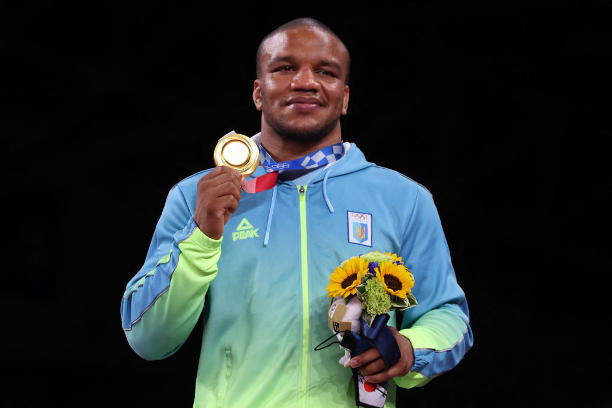 Жан Беленюк